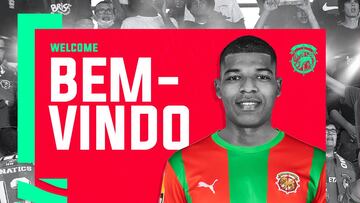 Oficial: Percy Liza jugará en Marítimo