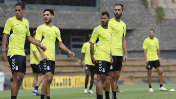 Las Palmas - Almería: horario, TV y cómo y dónde ver online