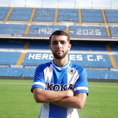 Oficial: Mehdi Puch ficha por el Hércules hasta 2027