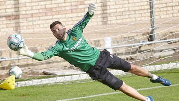 Ratón hace una parada durante el entrenamiento de esta mañana.