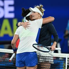 Vondrousova apea a Ons Jabeur, segunda favorita