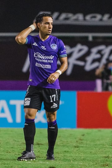 El goleador brasileño llegó de sorpreasa al cuadro morado que buscaba un ariete para su camapaña inaugural