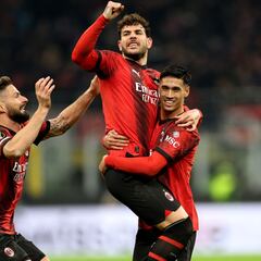 El Milan, con un pie en los cuartos