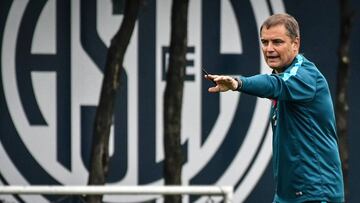 San Lorenzo definirá si Aguirre sigue como entrenador