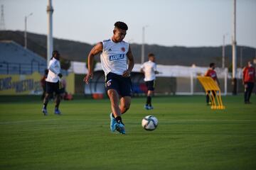 Con 10 jugadores inició la concentración de la Selección Colombia en Barranquilla con miras a los juegos ante Perú y Argentina.