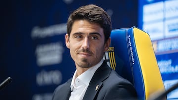 El nuevo entrenador del Parma, Carlos Cuesta, durante unaa rueda de prensa en el Estadio Ennio Tardini en Parma, Italia.