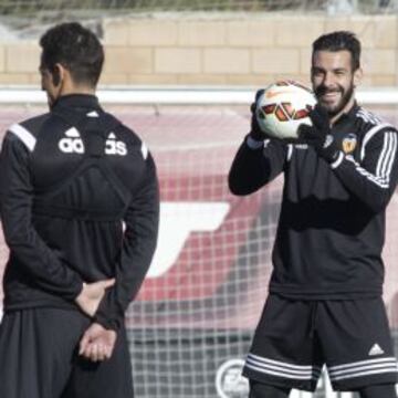 Álvaro Negredo ha sido clave en los tres últimos triunfos del Valencia en su estadio.