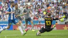 EL KILLER DEL MADRID. Cristiano bate a Pau L&oacute;pez desde el coraz&oacute;n del &aacute;rea peque&ntilde;a tras una asistencia de Bale.
 