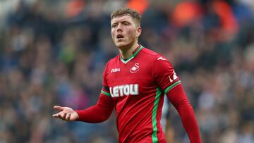 Fulham complete swoop for Swansea's Mawson