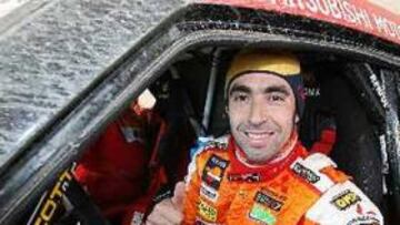 <b>TERCERA ETAPA. </b>Nani Roma y su copiloto, Henri Magne, lideran el Rally Lisboa-Dakar.