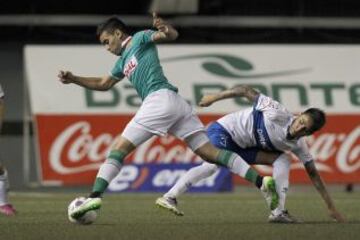 Erick Pulgar fue uno de los más destacados en el primer tiempo de la UC.