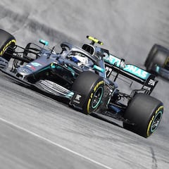 Mercedes cambia de estrategia y no esconde sus cartas