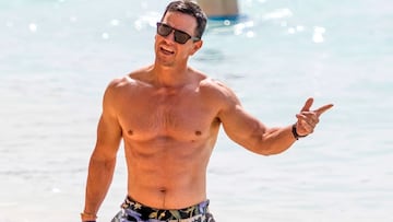 Mark Wahlberg en la playa
