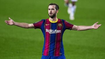 La Juve ofrece un trueque de Ramsey por Pjanic