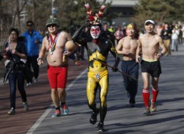 La Half-Naked Marathon es una iniciativa para reivindicar una mayor concienciación con el medio ambiente en Beijing.