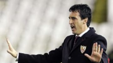 El entrenador del Sevilla, Unai Emery, durante el partido ante el Racing.