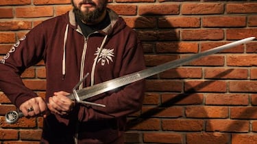 Gana una espada real de The Witcher con este concurso