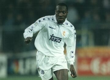 Freddy Rincón fue el primer jugador colombiano en disputar la Champions League. El excentrocampista lo hizo defendiendo la camiseta del Real Madrid en la temporada 1994-1995. Su debut en el torneo internacional ocurrió el miércoles 13 de septiembre en la derrota 1-0 como visitantes ante el Ajax. El Coloso de Buenaventura ingresó al minuto 54.