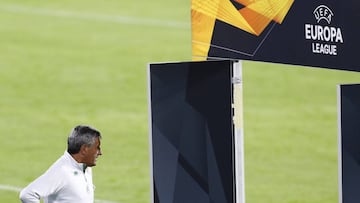 07/11/18 Entrenamiento del Betis 
 QUIQUE SETIEN