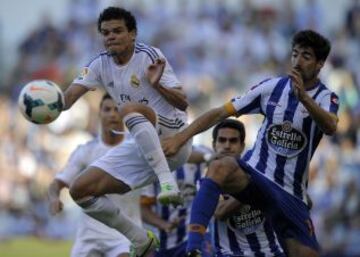 Trofeo Teresa Herrera. Deportivo de la Coru?a - Real Madrid. Pepe y Arizmendi.