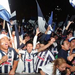 Barristas de Rayados convocan a caravana