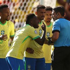 Brasil pide sanciones a la Conmebol por el penalti no pitado a Vinicius