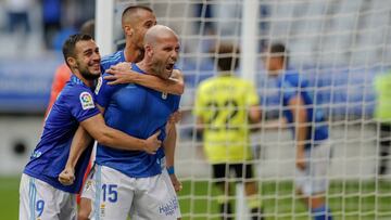 Ortuño marcó dos goles en el Oviedo-Zaragoza y ya lleva siete.