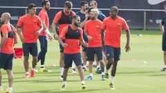 Problema del Barça: Douglas, ni se rinde ni se quiere marchar