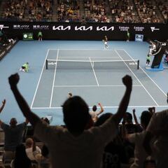 Melbourne se confina: el Open continúa pero sin público