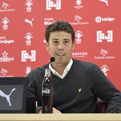 Rubi: "Si ganamos en el campo de la Real y el sábado se dan los resultados, todo el mundo a la calle"