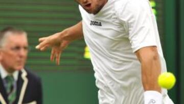 Feliciano, de revés.