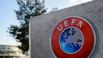 La UEFA sanciona a cuatro clubes por el 'Fair Play Financiero'