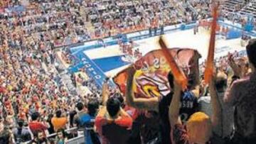 <b>JÚBILO. </b>Alegría en el Telefónica Arena madrileño. Rusia venía lanzada y era un test peligroso para el equipo, pero la Selección española se impuso con rotundidad.