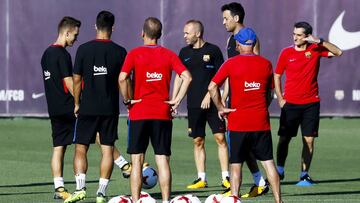 El Barcelona se ejercitó ayer en Sant Joan Despí.