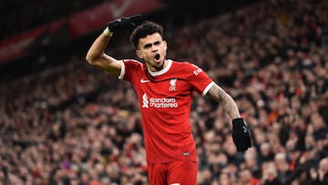 Liverpool (United Kingdom), 21/02/2024.- Liverpool's Luis Diaz celebrates after scoring the 3-1 lead during the English Premier League match between Liverpool FC and Luton Town FC, in Liverpool, Britain, 21 February 2024. (Reino Unido) EFE/EPA/PETER POWELL EDITORIAL USE ONLY. No use with unauthorized audio, video, data, fixture lists, club/league logos, 'live' services or NFTs. Online in-match use limited to 120 images, no video emulation. No use in betting, games or single club/league/player publications.
