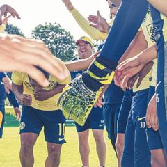 Giovani dos Santos recibió la bienvenida en el América