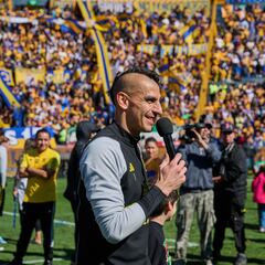 Tigres cierra filas previo a la final con entrenamiento ante más de 20 mil personas