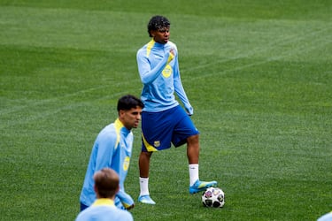 Lamine Yamal press conference: Barcelona star on UCL comeback chances