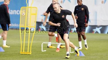 Iniesta: Chongqing offer €81m for three-season deal