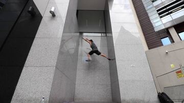 Parkour entre dos paredes - Jesse Turner