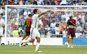 Figo celebrates the second goal