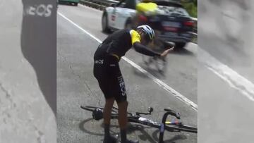Otra caída de Egan en el Giro, el día que Roglic se retira
