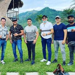 Jhonny Rivera muestra la remodelación de su casa