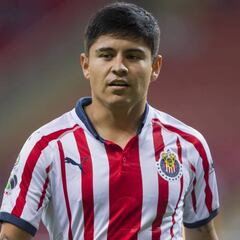 “Chofis” López anota y Chivas gana en amistoso ante Zacatepec