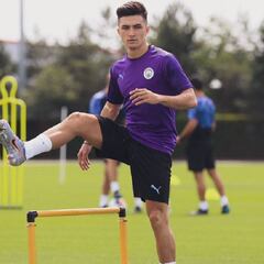 Manu García ya está en Gijón para sumarse al nuevo proyecto