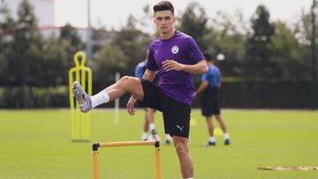 Manu García ya está en Gijón para sumarse al nuevo proyecto