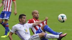 El Jaén arranca el primer punto que se va de El Molinón