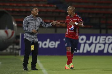 Medellín debuta ganando en la Liga I-2018. 3-0 al Huila con gol de Germán Cano y doblete de Juan Fernando Caicedo.