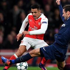 El DT del PSG reconoce que buscan el fichaje de Alexis Sánchez