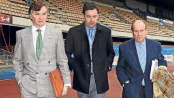 <b>EXAMEN. </b>Los administradores judiciales, con Monterrubio.